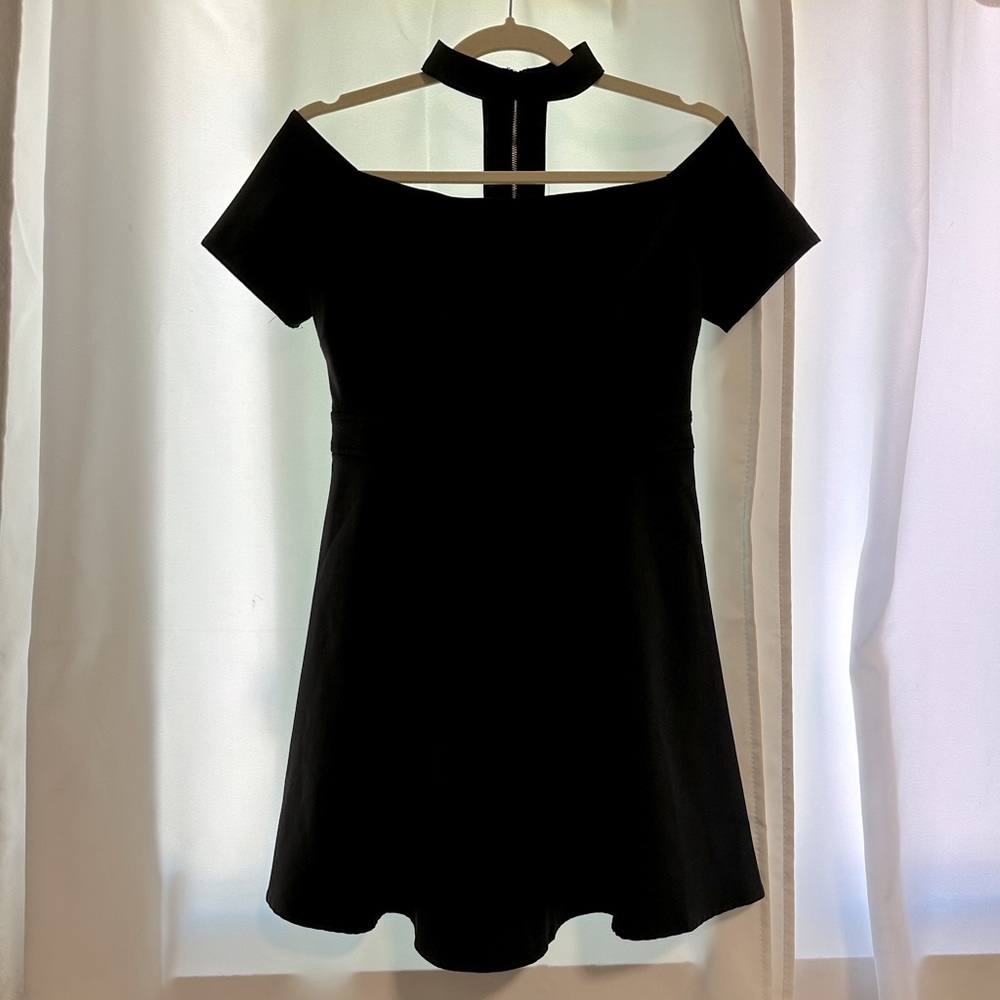 90s - style Off the shoulder Semi- formal Dress with Choker neckline